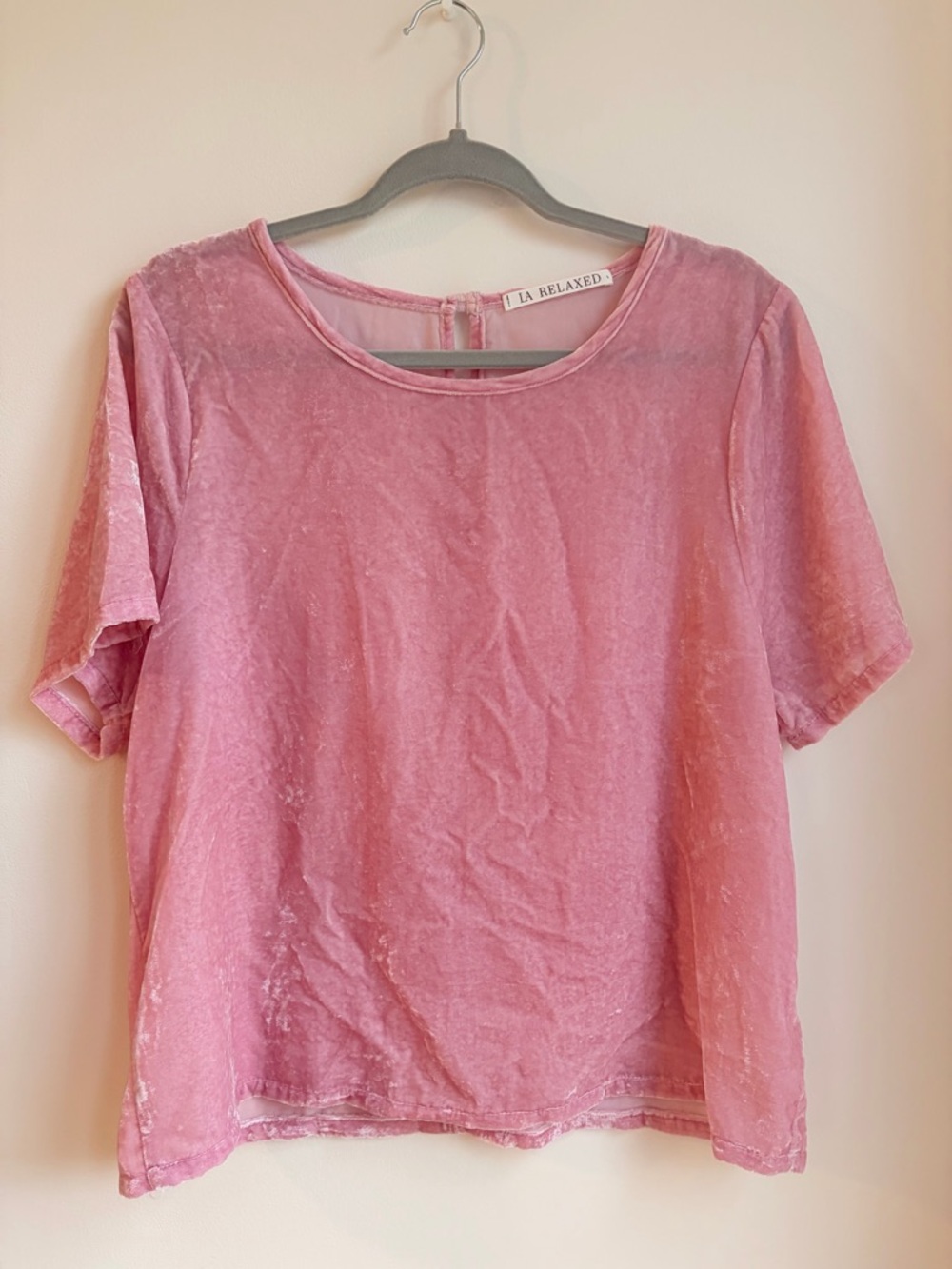 LA Relaxed Pink Velvet Short-Sleeve Top